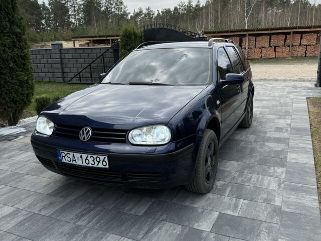 Синий Фольксваген Гольф, объемом двигателя 1.9 л и пробегом 348 тыс. км за 1850 $, фото 1 на Automoto.ua