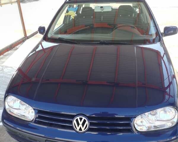 Синій Фольксваген Гольф, об'ємом двигуна 1.39 л та пробігом 255 тис. км за 4000 $, фото 1 на Automoto.ua