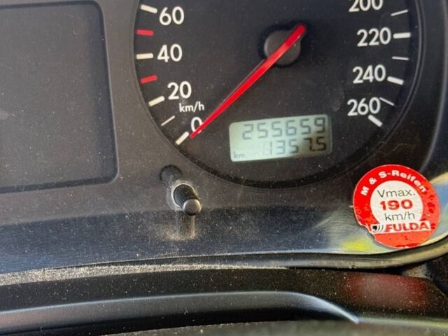 Синій Фольксваген Гольф, об'ємом двигуна 1.6 л та пробігом 0 тис. км за 3600 $, фото 1 на Automoto.ua