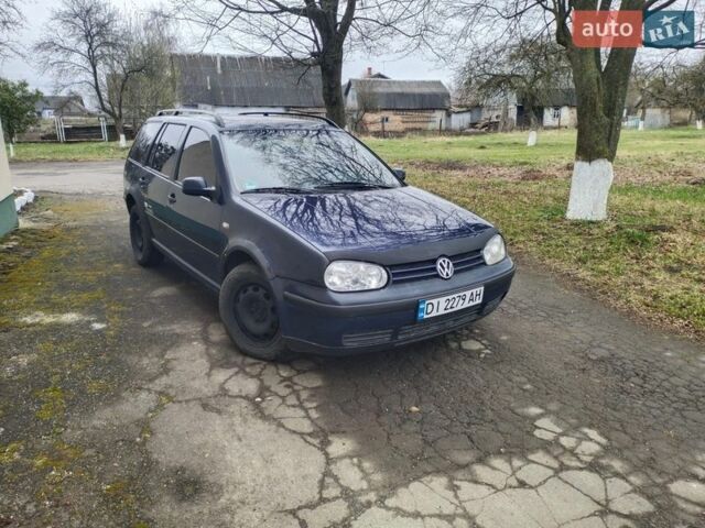 Синий Фольксваген Гольф, объемом двигателя 1.9 л и пробегом 400 тыс. км за 2350 $, фото 1 на Automoto.ua