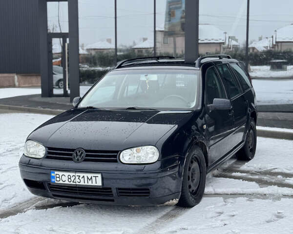 Синий Фольксваген Гольф, объемом двигателя 1.6 л и пробегом 206 тыс. км за 2499 $, фото 1 на Automoto.ua
