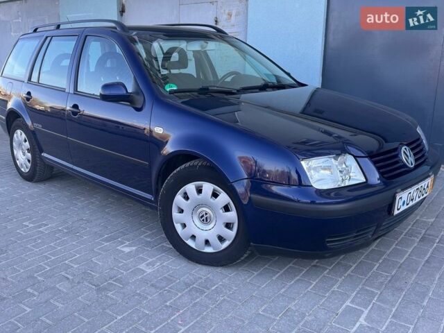 Синий Фольксваген Гольф, объемом двигателя 1.6 л и пробегом 228 тыс. км за 4299 $, фото 1 на Automoto.ua