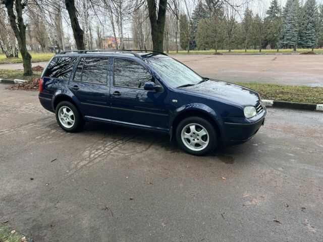 Синій Фольксваген Гольф, об'ємом двигуна 1.9 л та пробігом 300 тис. км за 4099 $, фото 1 на Automoto.ua