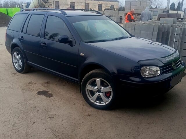 Синий Фольксваген Гольф, объемом двигателя 1.9 л и пробегом 300 тыс. км за 2650 $, фото 1 на Automoto.ua