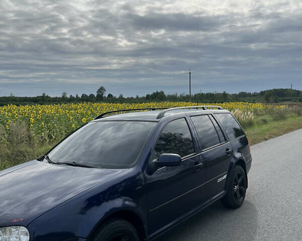 Синий Фольксваген Гольф, объемом двигателя 1.6 л и пробегом 221 тыс. км за 4600 $, фото 1 на Automoto.ua