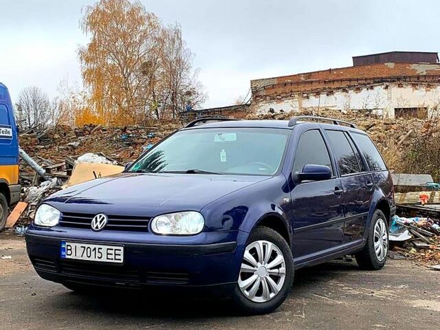 Синий Фольксваген Гольф, объемом двигателя 1.4 л и пробегом 240 тыс. км за 3800 $, фото 1 на Automoto.ua