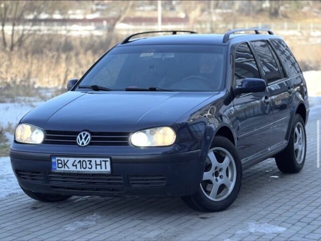 Синій Фольксваген Гольф, об'ємом двигуна 1.9 л та пробігом 280 тис. км за 3999 $, фото 1 на Automoto.ua