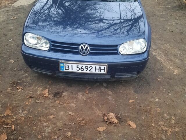 Синий Фольксваген Гольф, объемом двигателя 1.6 л и пробегом 215 тыс. км за 4000 $, фото 1 на Automoto.ua