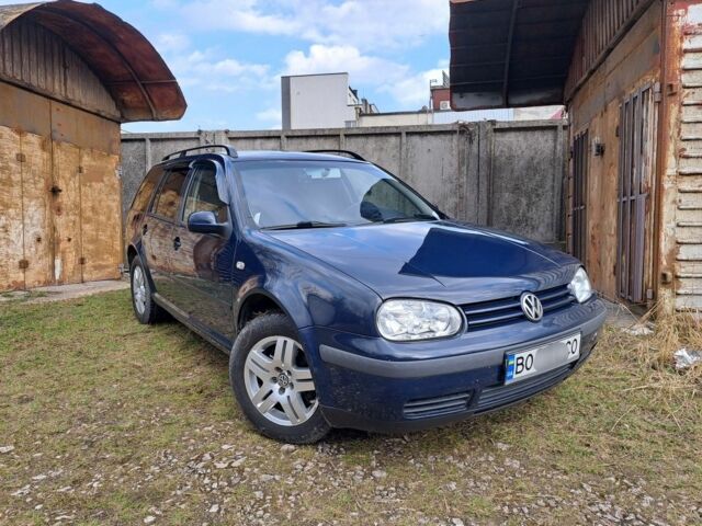 Синий Фольксваген Гольф, объемом двигателя 1.6 л и пробегом 270 тыс. км за 4400 $, фото 1 на Automoto.ua