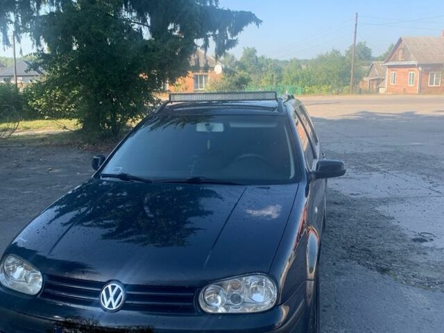 Синій Фольксваген Гольф, об'ємом двигуна 1.9 л та пробігом 400 тис. км за 2450 $, фото 1 на Automoto.ua