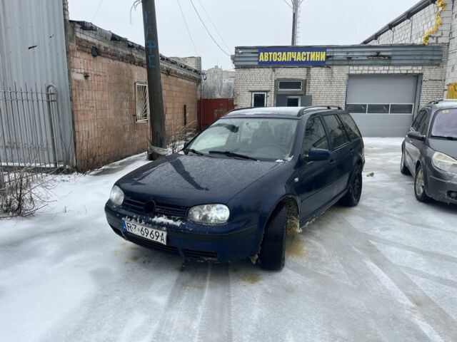 Синий Фольксваген Гольф, объемом двигателя 1.9 л и пробегом 350 тыс. км за 2100 $, фото 1 на Automoto.ua