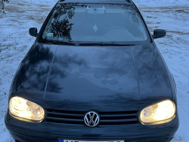 Синій Фольксваген Гольф, об'ємом двигуна 1.9 л та пробігом 300 тис. км за 1800 $, фото 1 на Automoto.ua