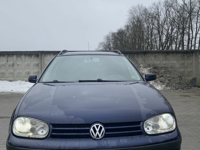 Синий Фольксваген Гольф, объемом двигателя 1.6 л и пробегом 240 тыс. км за 4599 $, фото 1 на Automoto.ua