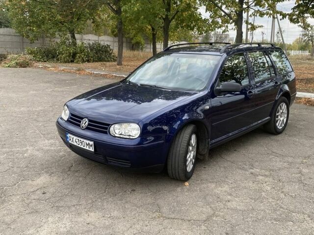 Синий Фольксваген Гольф, объемом двигателя 1.6 л и пробегом 323 тыс. км за 4550 $, фото 1 на Automoto.ua
