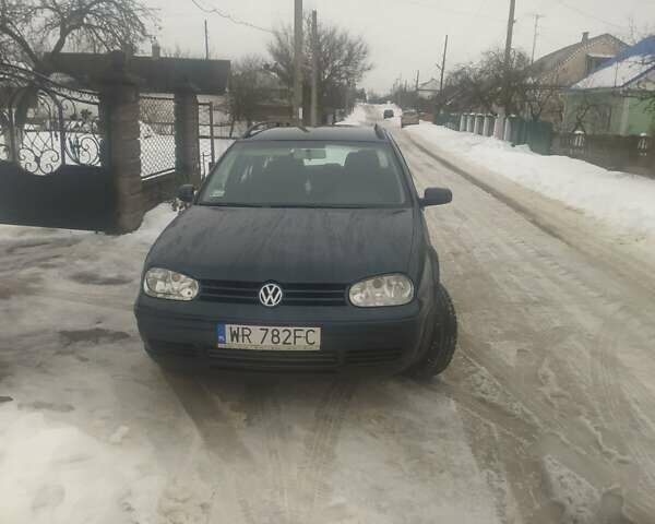 Синий Фольксваген Гольф, объемом двигателя 1.9 л и пробегом 100 тыс. км за 1900 $, фото 1 на Automoto.ua