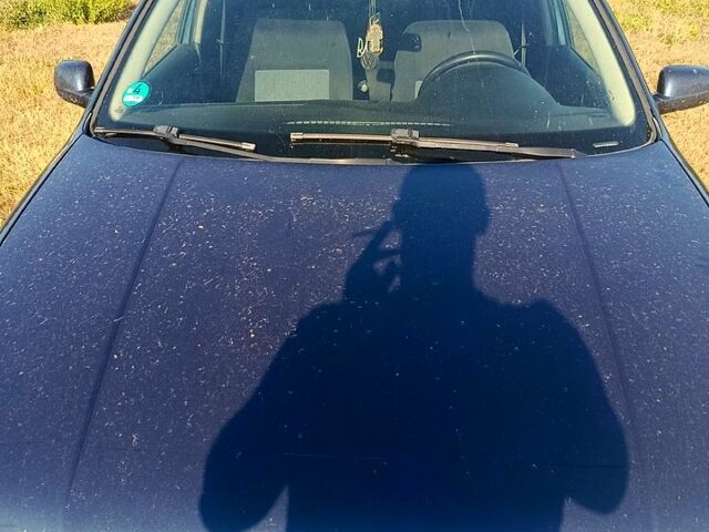 Синій Фольксваген Гольф, об'ємом двигуна 1.6 л та пробігом 294 тис. км за 4000 $, фото 1 на Automoto.ua