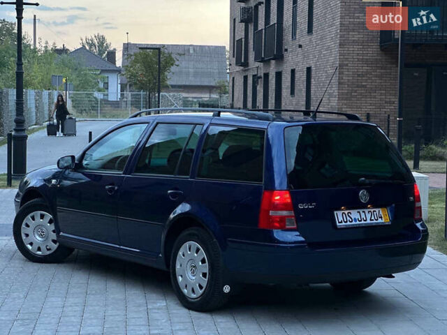 Синій Фольксваген Гольф, об'ємом двигуна 1.6 л та пробігом 235 тис. км за 5500 $, фото 1 на Automoto.ua