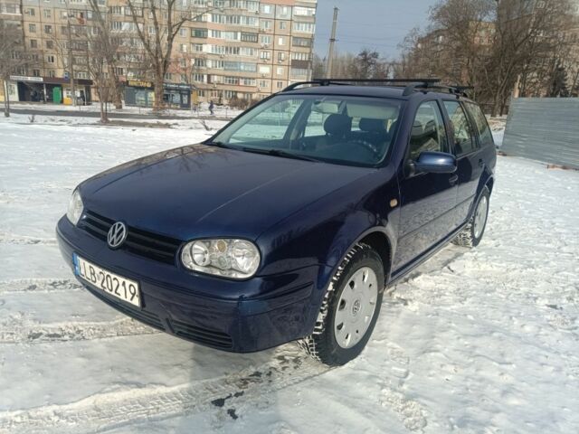 Синий Фольксваген Гольф, объемом двигателя 1.9 л и пробегом 300 тыс. км за 2550 $, фото 1 на Automoto.ua