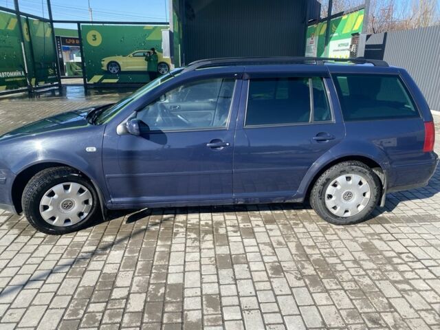 Синий Фольксваген Гольф, объемом двигателя 1.4 л и пробегом 194 тыс. км за 4550 $, фото 1 на Automoto.ua