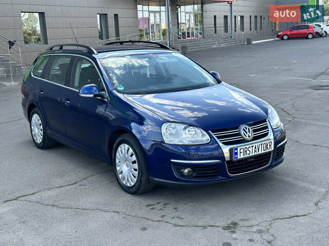 Синий Фольксваген Гольф, объемом двигателя 1.9 л и пробегом 264 тыс. км за 6500 $, фото 1 на Automoto.ua