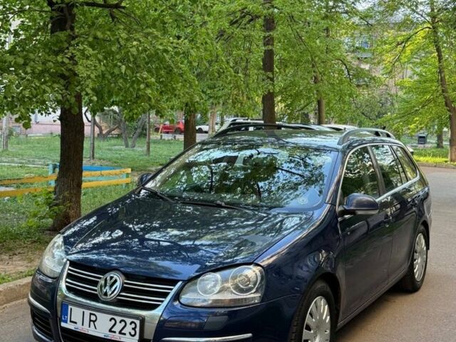 Синий Фольксваген Гольф, объемом двигателя 1.9 л и пробегом 380 тыс. км за 2550 $, фото 1 на Automoto.ua