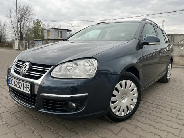 Синий Фольксваген Гольф, объемом двигателя 1.6 л и пробегом 234 тыс. км за 6750 $, фото 1 на Automoto.ua