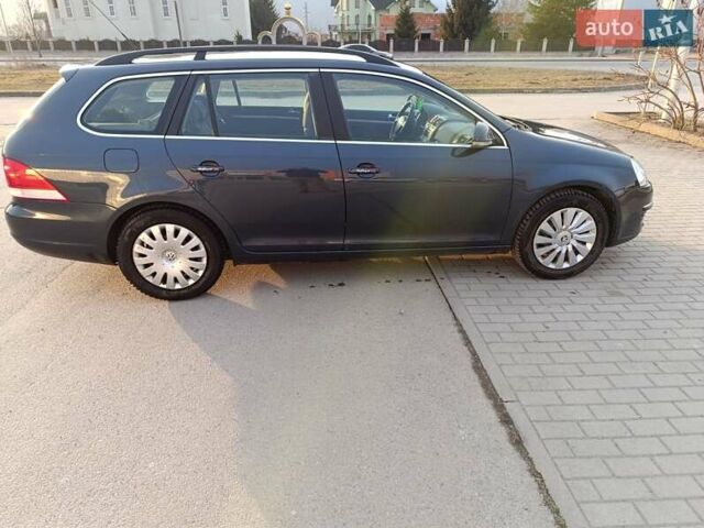 Синій Фольксваген Гольф, об'ємом двигуна 1.6 л та пробігом 293 тис. км за 5500 $, фото 1 на Automoto.ua