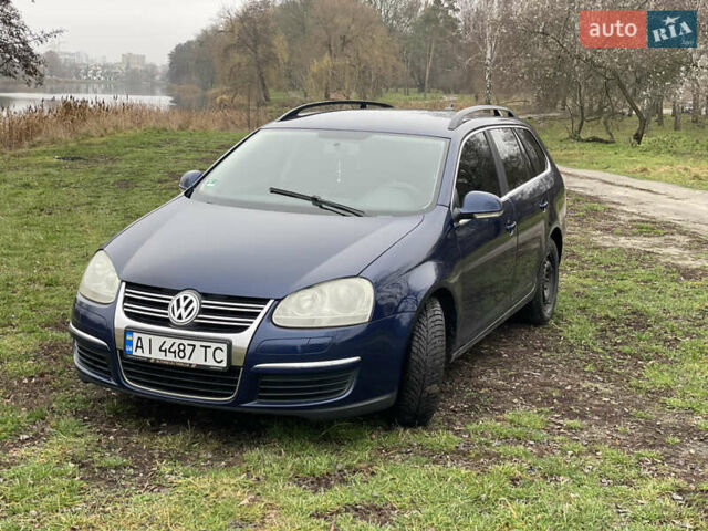 Синий Фольксваген Гольф, объемом двигателя 1.9 л и пробегом 245 тыс. км за 5900 $, фото 1 на Automoto.ua
