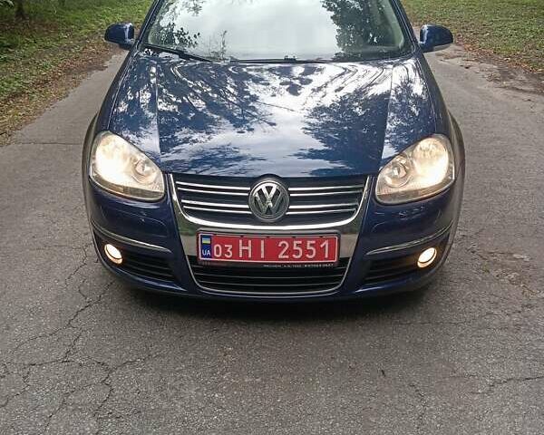 Синій Фольксваген Гольф, об'ємом двигуна 1.6 л та пробігом 238 тис. км за 6200 $, фото 1 на Automoto.ua