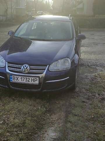 Синий Фольксваген Гольф, объемом двигателя 1.6 л и пробегом 240 тыс. км за 5999 $, фото 1 на Automoto.ua