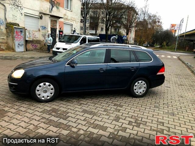 Синий Фольксваген Гольф, объемом двигателя 1.4 л и пробегом 244 тыс. км за 5800 $, фото 1 на Automoto.ua