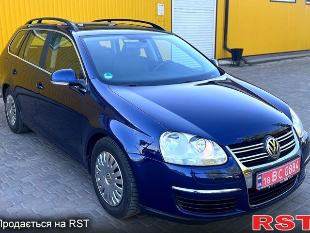 Синий Фольксваген Гольф, объемом двигателя 1.4 л и пробегом 216 тыс. км за 5999 $, фото 1 на Automoto.ua