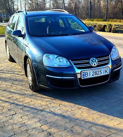 Синий Фольксваген Гольф, объемом двигателя 1.6 л и пробегом 223 тыс. км за 6300 $, фото 1 на Automoto.ua