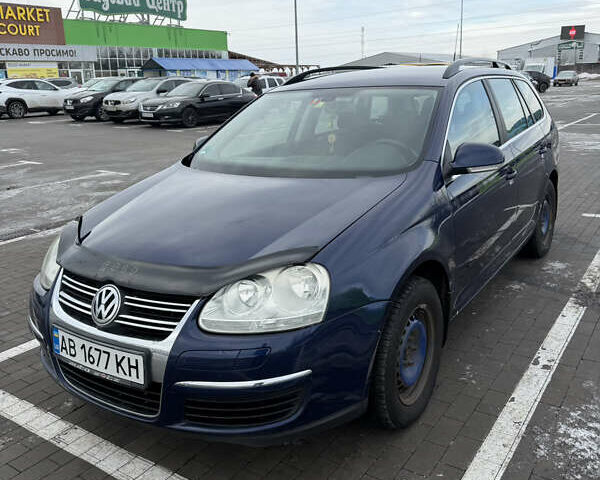 Синий Фольксваген Гольф, объемом двигателя 1.97 л и пробегом 375 тыс. км за 7000 $, фото 1 на Automoto.ua