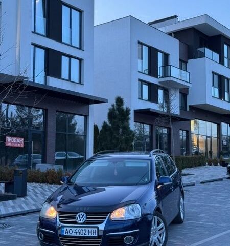 Синий Фольксваген Гольф, объемом двигателя 1.39 л и пробегом 240 тыс. км за 5500 $, фото 1 на Automoto.ua