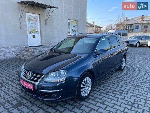 Синий Фольксваген Гольф, объемом двигателя 1.4 л и пробегом 243 тыс. км за 5700 $, фото 1 на Automoto.ua