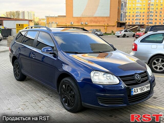 Синий Фольксваген Гольф, объемом двигателя 1.4 л и пробегом 197 тыс. км за 5900 $, фото 1 на Automoto.ua