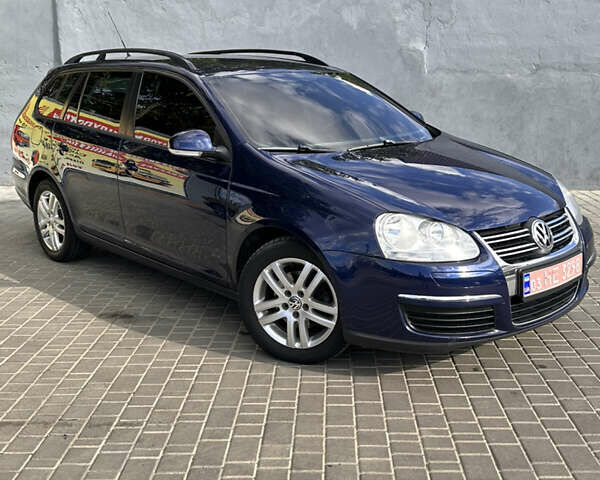 Синій Фольксваген Гольф, об'ємом двигуна 1.4 л та пробігом 200 тис. км за 5999 $, фото 1 на Automoto.ua