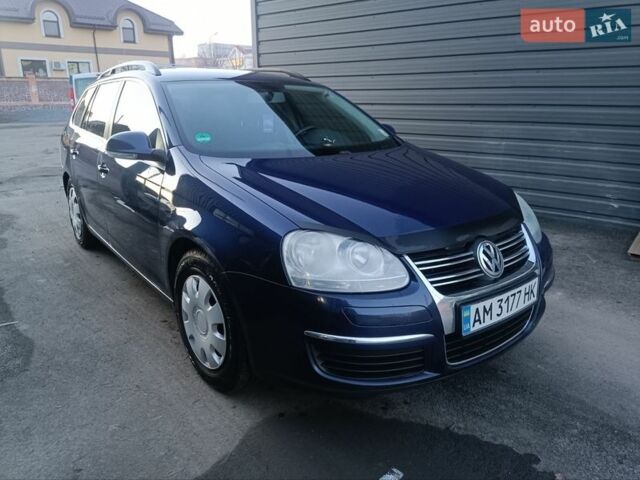 Синий Фольксваген Гольф, объемом двигателя 1.9 л и пробегом 310 тыс. км за 5899 $, фото 1 на Automoto.ua