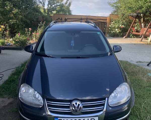 Синий Фольксваген Гольф, объемом двигателя 1.9 л и пробегом 252 тыс. км за 6500 $, фото 1 на Automoto.ua