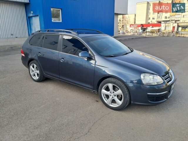 Синий Фольксваген Гольф, объемом двигателя 1.9 л и пробегом 313 тыс. км за 5800 $, фото 1 на Automoto.ua