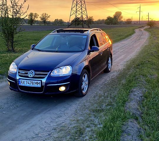 Синий Фольксваген Гольф, объемом двигателя 1.9 л и пробегом 318 тыс. км за 7000 $, фото 1 на Automoto.ua