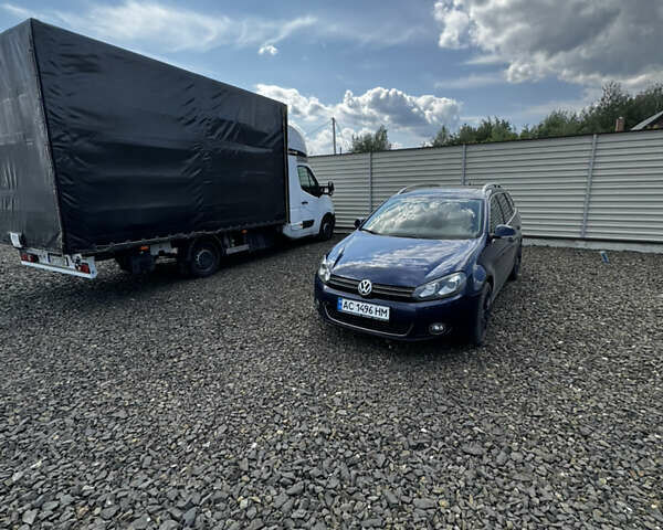 Синий Фольксваген Гольф, объемом двигателя 1.6 л и пробегом 265 тыс. км за 8550 $, фото 1 на Automoto.ua