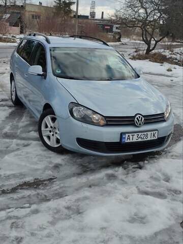 Синий Фольксваген Гольф, объемом двигателя 1.6 л и пробегом 310 тыс. км за 7300 $, фото 1 на Automoto.ua