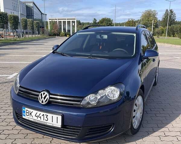 Синий Фольксваген Гольф, объемом двигателя 1.6 л и пробегом 296 тыс. км за 7400 $, фото 1 на Automoto.ua
