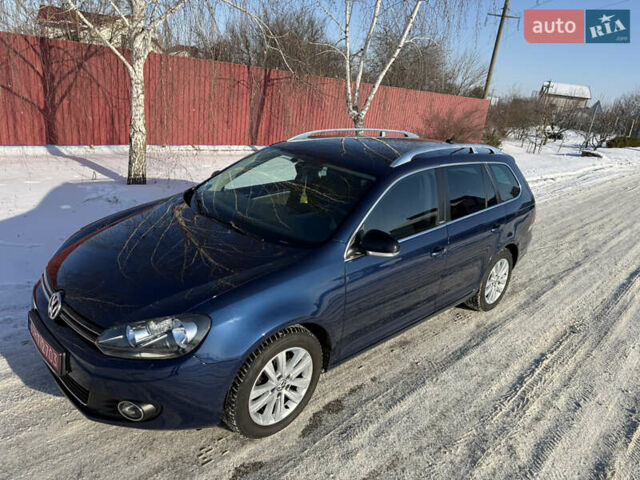 Синий Фольксваген Гольф, объемом двигателя 1.6 л и пробегом 207 тыс. км за 8800 $, фото 1 на Automoto.ua