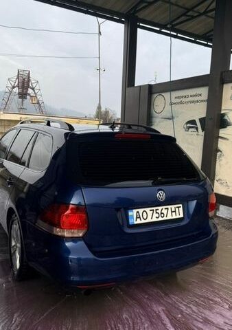 Синий Фольксваген Гольф, объемом двигателя 1.6 л и пробегом 269 тыс. км за 7800 $, фото 1 на Automoto.ua