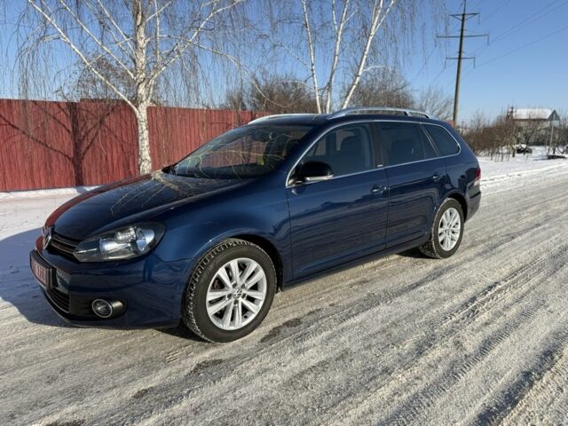 Синий Фольксваген Гольф, объемом двигателя 1.6 л и пробегом 207 тыс. км за 8800 $, фото 1 на Automoto.ua