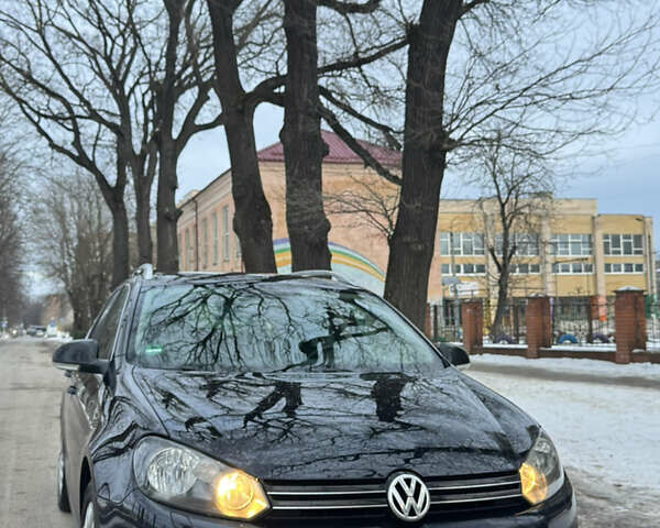 Синий Фольксваген Гольф, объемом двигателя 1.6 л и пробегом 267 тыс. км за 8100 $, фото 1 на Automoto.ua