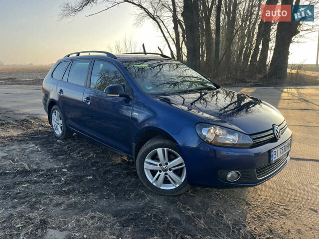 Синий Фольксваген Гольф, объемом двигателя 1.6 л и пробегом 212 тыс. км за 8950 $, фото 1 на Automoto.ua